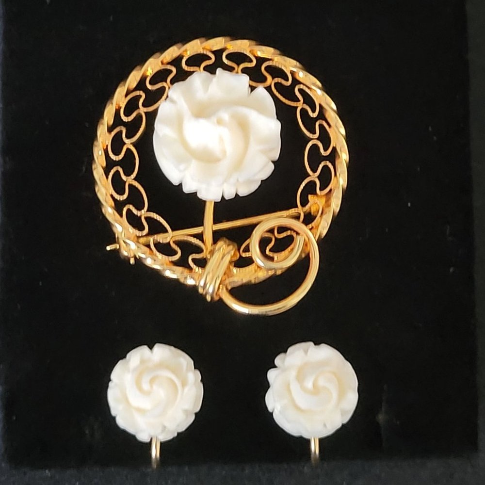 Gold Filled Carved Rose Filigree Brooch With Matching Screw Back Earrings
